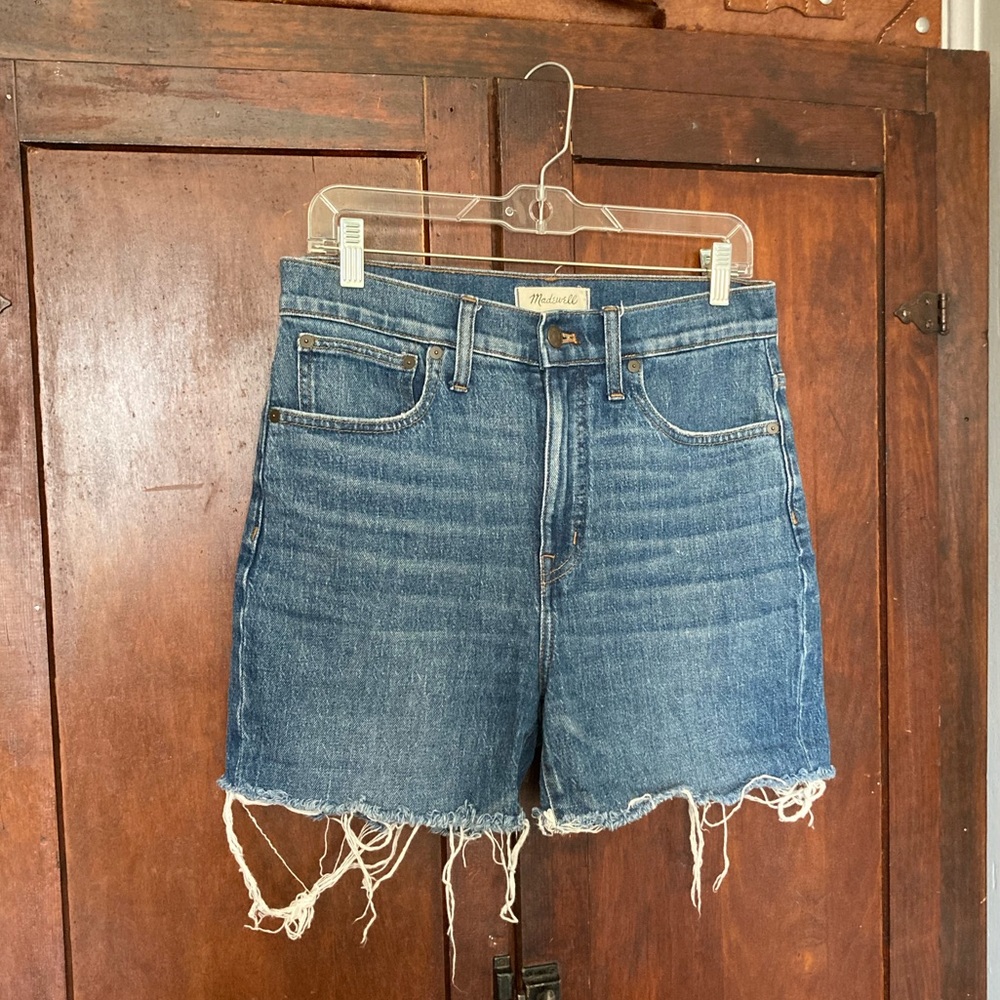 Madewell cut offs 👖🌿